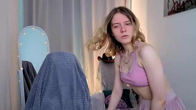 MilanaRayy Show in webcam