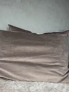 LaraVoosh Chat XXX live