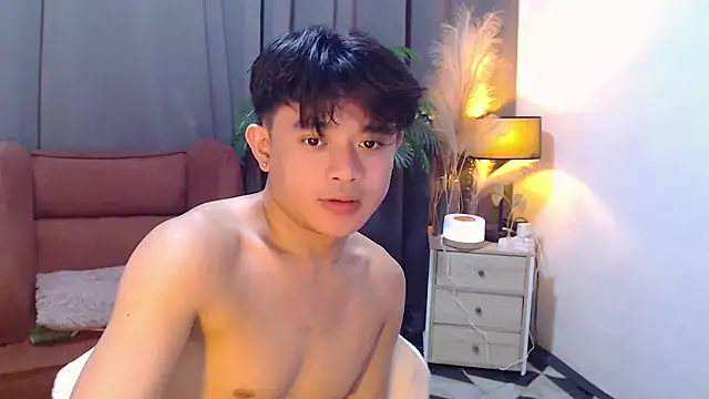 NautyBoyBrazeen_143 Pertunjukan Webcam