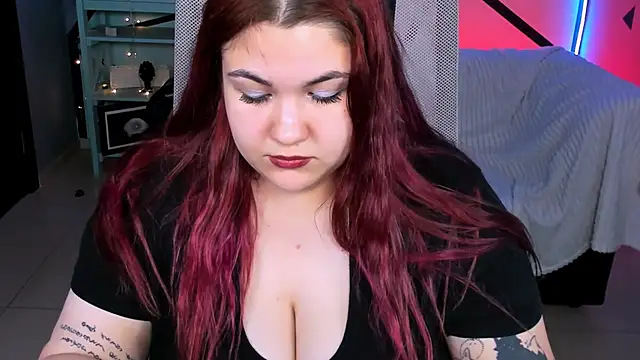 Živý XXX chat LeslieBlas