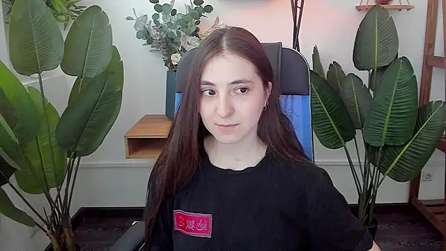 VirtuallVoyant Chat XXX live