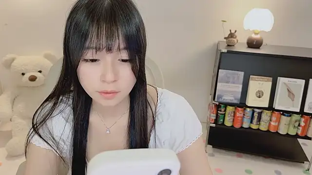 Onechestnut's Live XXX Chat
