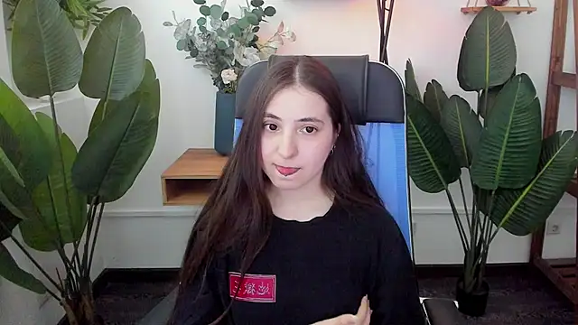 VirtuallVoyant Chat XXX live