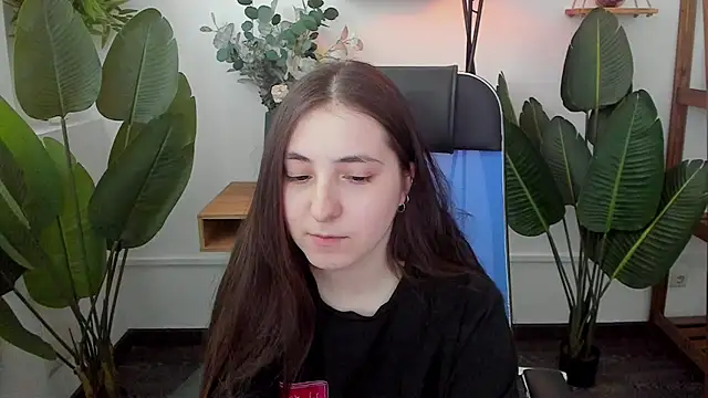 VirtuallVoyant Live XXX Chat