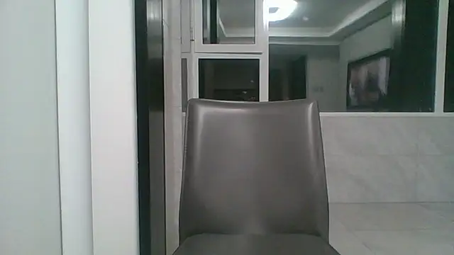 nole_china7 Adlı Modelin Canlı XXX Sohbeti