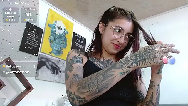 ZoeBakers_ Chat XXX in diretta