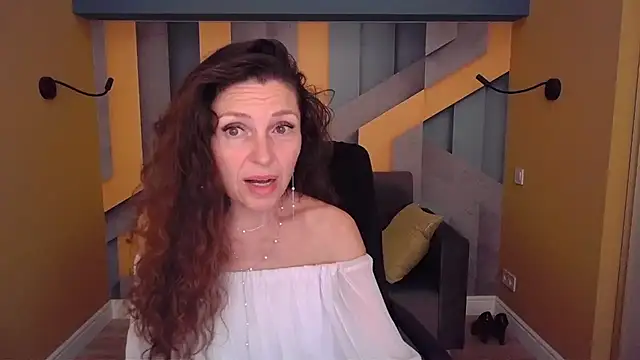 EllaLong Live XXX Chat