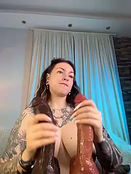 Živý XXX chat Tattitude_