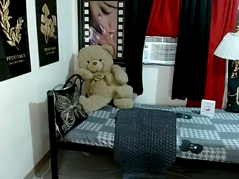 UrhotGoddess Pertunjukan Webcam