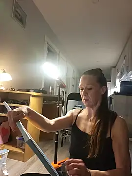 PookieJones' Webcam Show