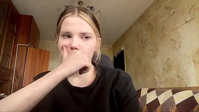 SusanaLeichty's Live XXX Chat