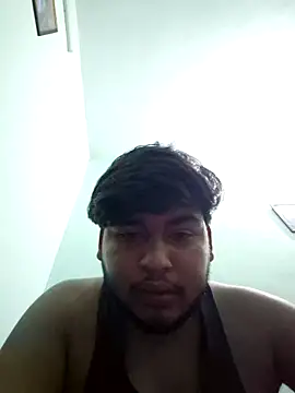 Vishesh43 即時 XXX 聊天