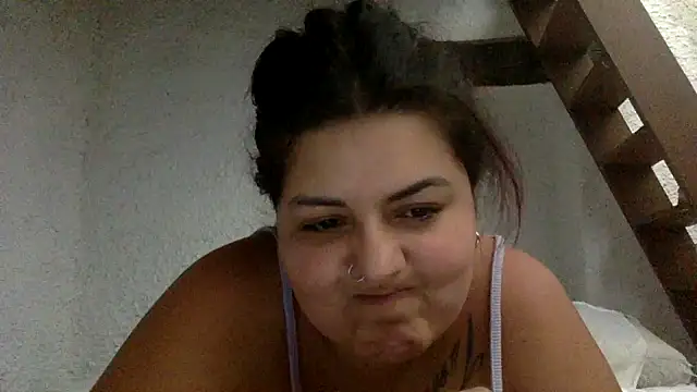 XXX chat uživo modela Velvetshadow_48