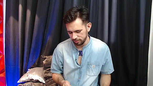 dany_rayn Webbikameraesitys