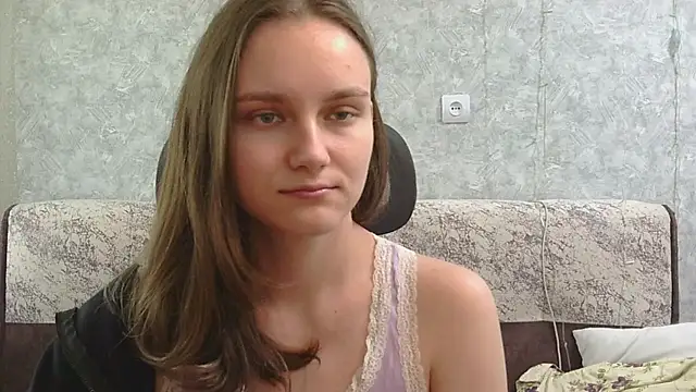 Chat XXX en directo de DolcezzaCream