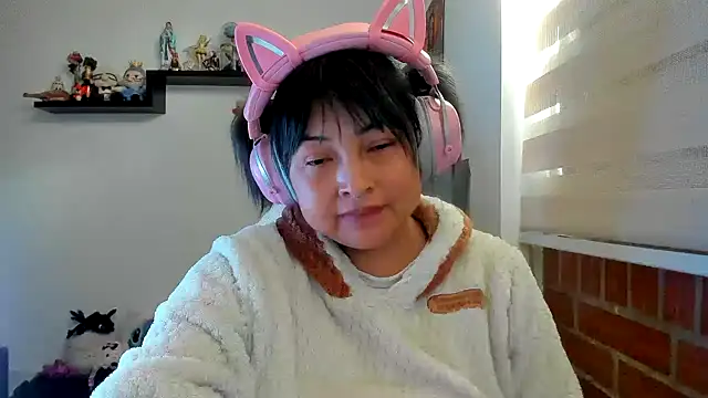 Shaddycute_ élő XXX-chatje