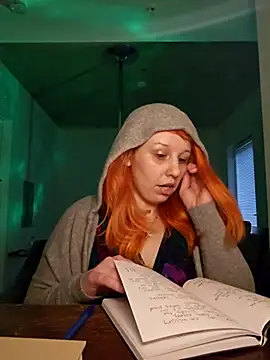 MadelynDaisy's Webcam Show