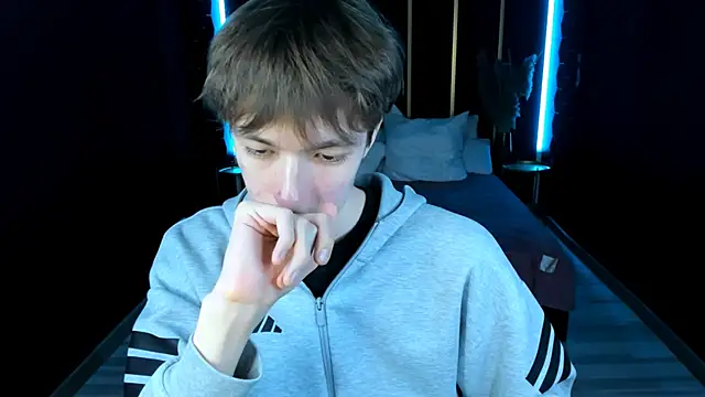 MarkBranston Live XXX Chat