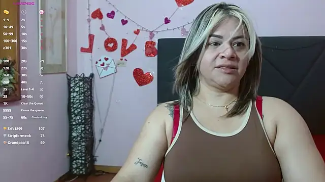 pamela_echeverria: απευθείας συνομιλία ΧΧΧ