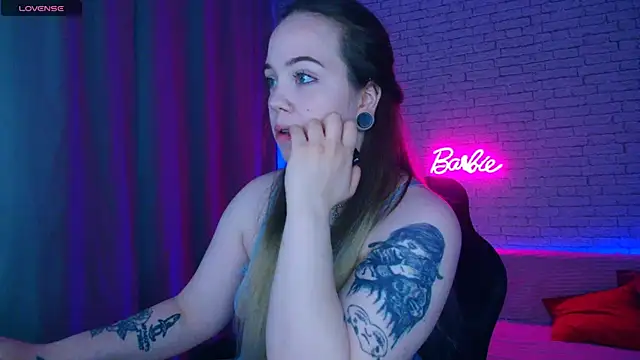 -Stacyy-: онлайн-секс-чат