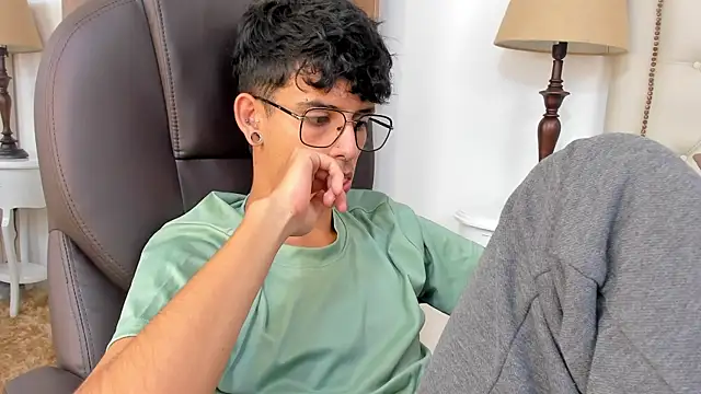 Ibratxandy's Live XXX Chat