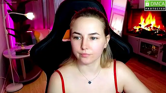 Živý XXX chat Mira_Mermayd