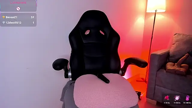 Jenniekim_18 – Naživo XXX chat