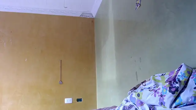 XXX chat uživo modela yulieth_bbw