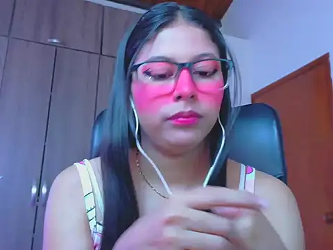 _ALLYSON18_ – Live XXX-chat