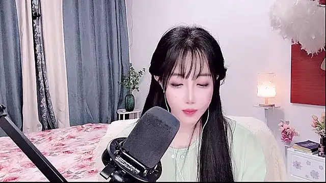 دردشة Laura_520 الجنسية المباشرة