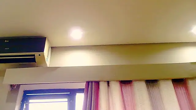 Živý XXX chat THICKNESS28