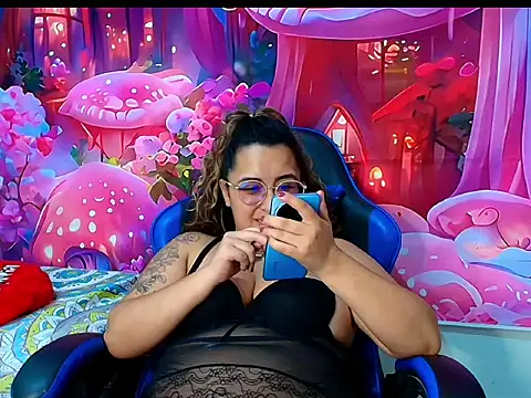 Karol_naughtyn Live XXX chat