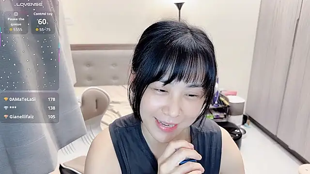 BabyOneDaily 网络视讯表演
