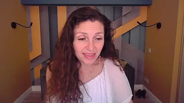 EllaLong live XXX chat