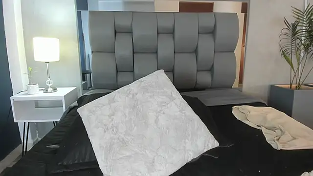 XXX chat uživo modela Charlie___Musk