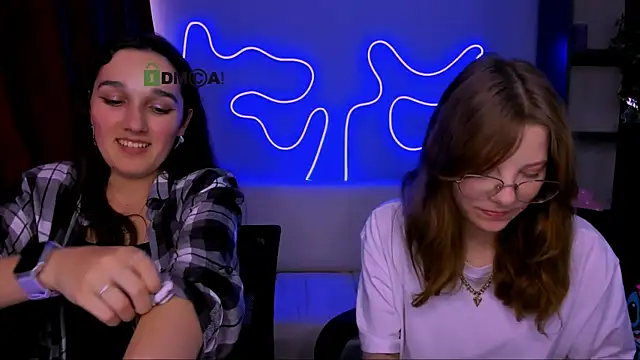 XXX chat uživo modela katrinxxxx