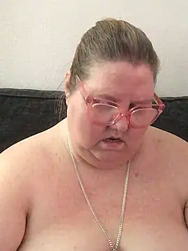 TheMotherPearl Chat XXX live