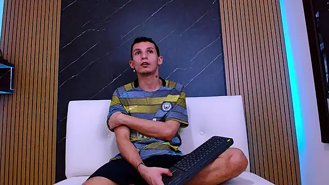 XXX chat uživo modela Isak_Berekoa