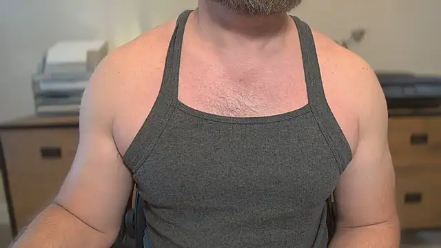 Mister_Dilf – Naživo XXX chat