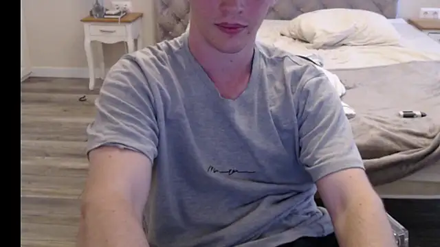 XXX chat uživo modela arthur___king