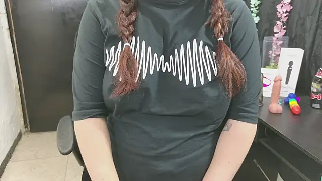 צ'אט XXX בשידור חי של ann_bronw