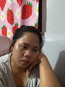 _UrSingleMamiBella_'s Live XXX Chat