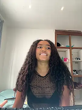 JasmineRose7 Show in webcam