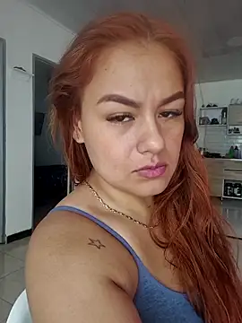 Foxylisaflores: διαδικτυακό σόου στην κ άμερα