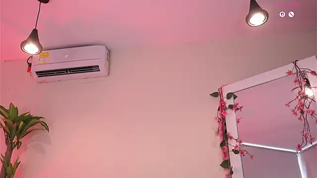 mili_moon_ Live XXX-chat