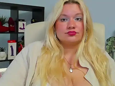 samantha_darling Adlı Modelin Canlı XXX Sohbeti