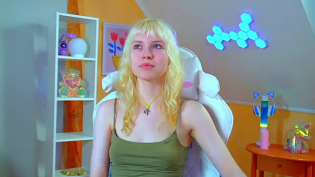 HannahHollis élő XXX-chatje