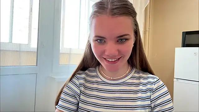 XXX chat uživo modela doana_bebriti