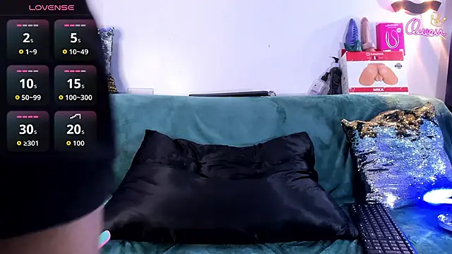 Emili_Roux Webcamshow