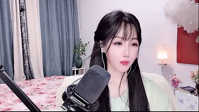 Laura_520's Live XXX Chat